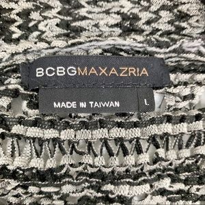BCBGMaxAzria Sweaters - BCBGMAXAZRIA Black Short Sleeve Knit Wrap Cardigan BCBGMaxAzria Sweaters - BCBGMAXAZRIA Black Short Sleeve Knit Wrap Cardigan